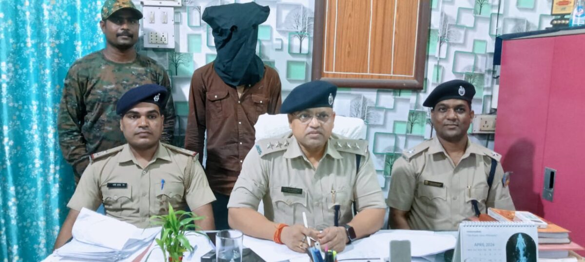 बैट्री चोरी गिरोह पर गोड्डा पुलिस का शिकंजा, एक गिरफ्तार, दो फरार img 20260425 wa0020
