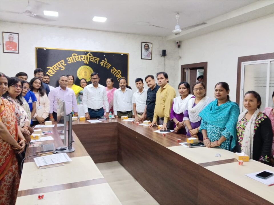 जमशेदपुर में सिटी लाइवलीहुड एक्शन प्लान पर फोकस ग्रुप डिस्कशन, शहरी गरीबों के रोजगार और स्वरोजगार को मिलेगा बढ़ावा img 20260728 wa0023