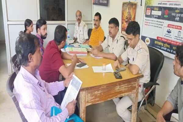 थानों में साप्ताहिक जन शिकायत समाधान शिविर, SSP समेत अधिकारियों ने सुनी लोगों की समस्याएं ! img 20260729 wa0158